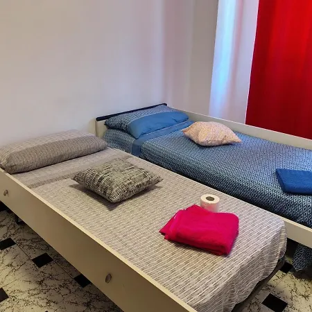 Gh San Francesco,intero Appartamento, Matrimoniale ,bagno E Cucina * Livorno